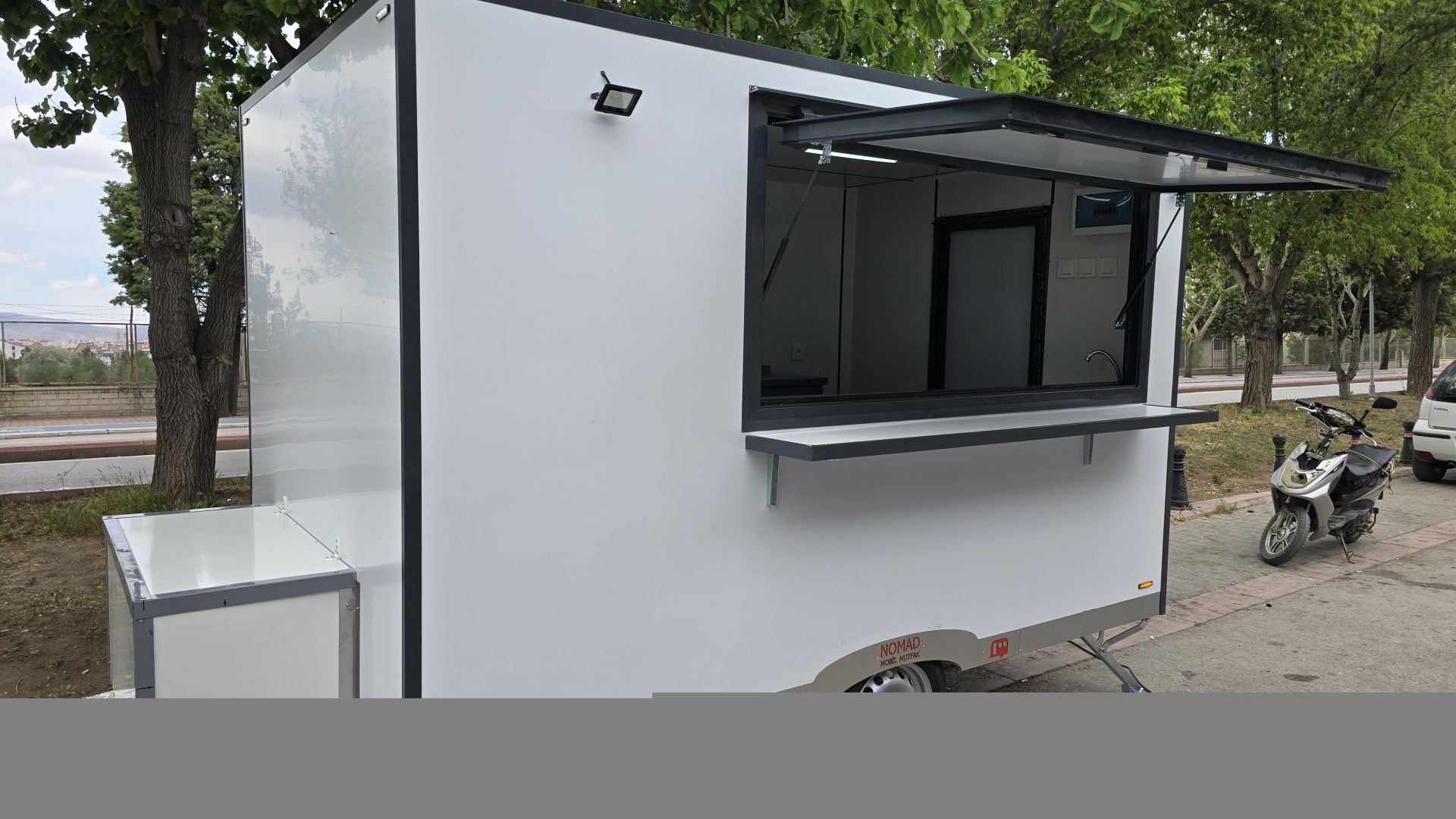 Nomad 3.20 Eko Mobil Satış Karavanı